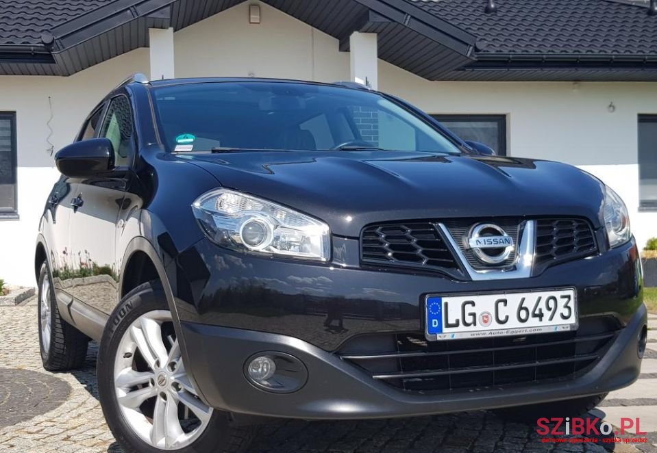 2010' Nissan Qashqai photo #1