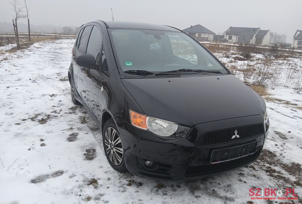 2010' Mitsubishi Colt 1.3 Cleartec Edition photo #2