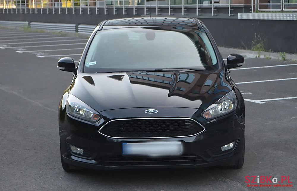 2015' Ford Focus 1.6 Silver X photo #1