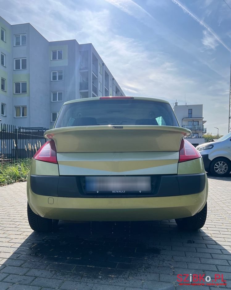 2003' Renault Megane photo #2
