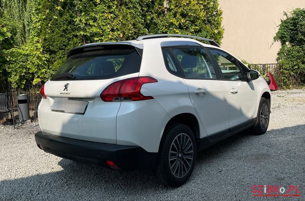 2014' Peugeot 2008 82 Vti Active photo #5