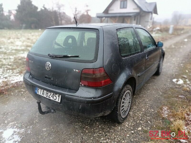 2000' Volkswagen Golf photo #3