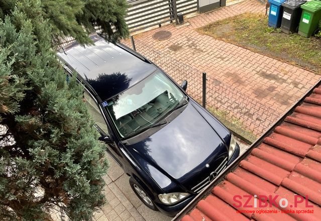 2002' Mercedes-Benz Ml photo #4