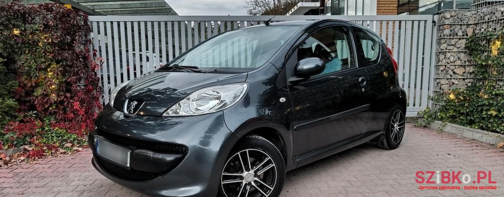 2008' Peugeot 107 photo #1