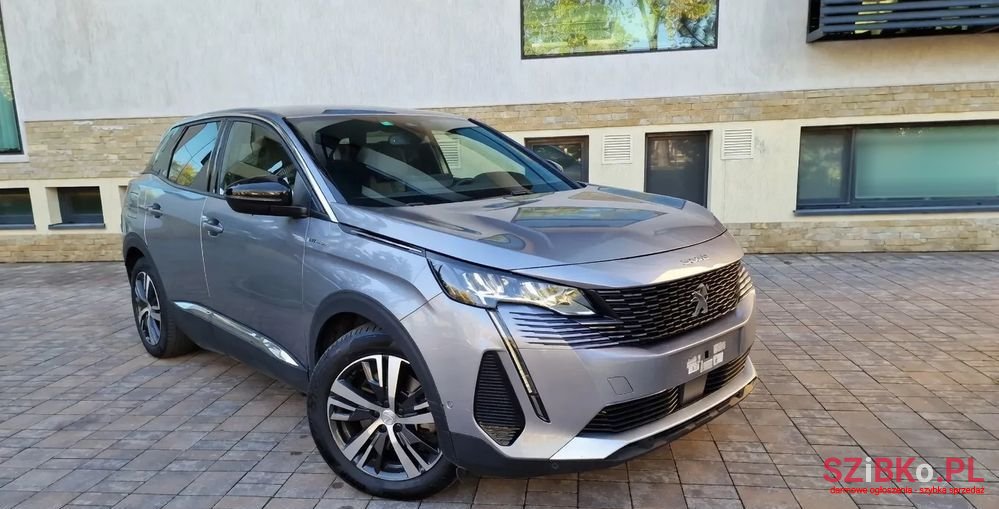2023' Peugeot 3008 photo #4