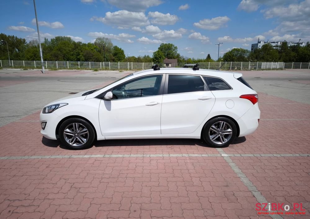 2014' Hyundai i30 1.6 Comfort photo #2