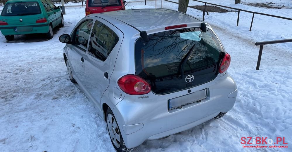 2006' Toyota Aygo photo #4