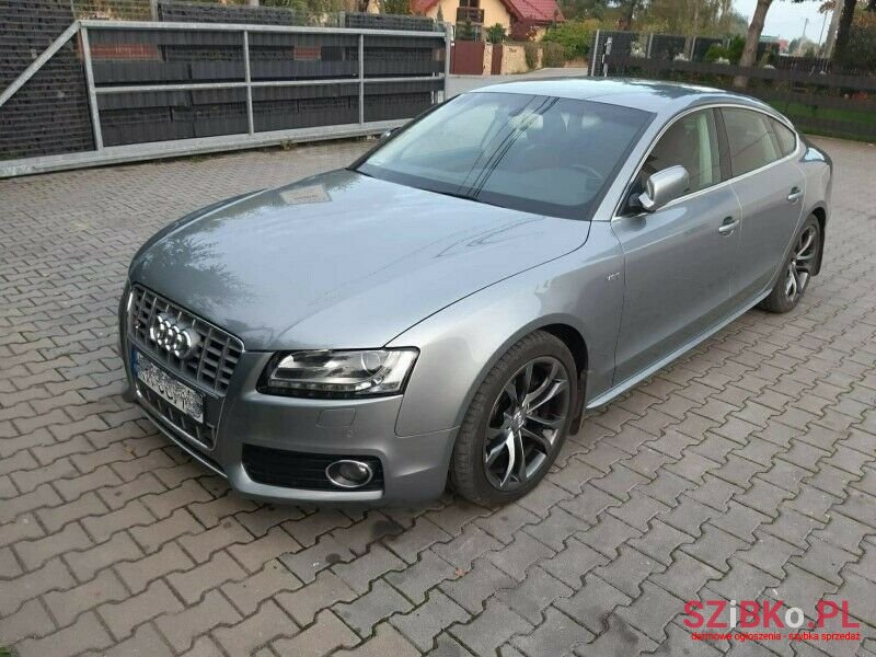 2010' Audi S5 photo #1