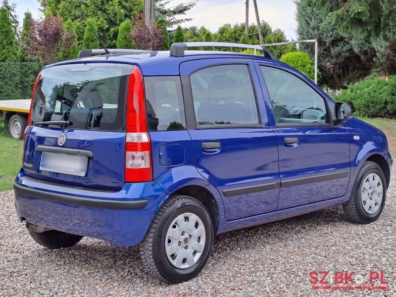 2010' Fiat Panda photo #6