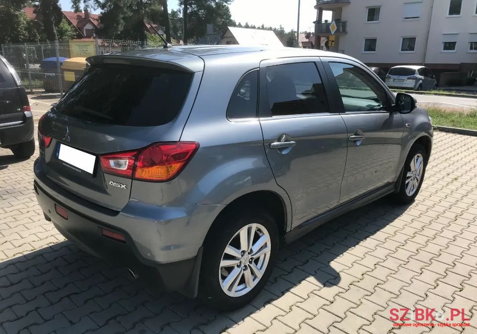 2011' Mitsubishi ASX photo #6