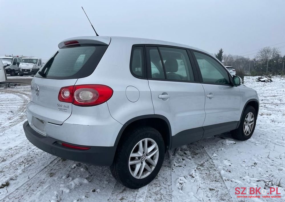 2009' Volkswagen Tiguan photo #3