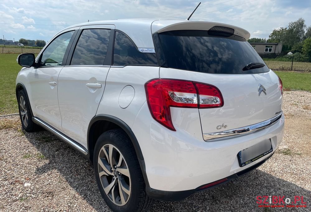 2012' Citroen C4 Aircross photo #5