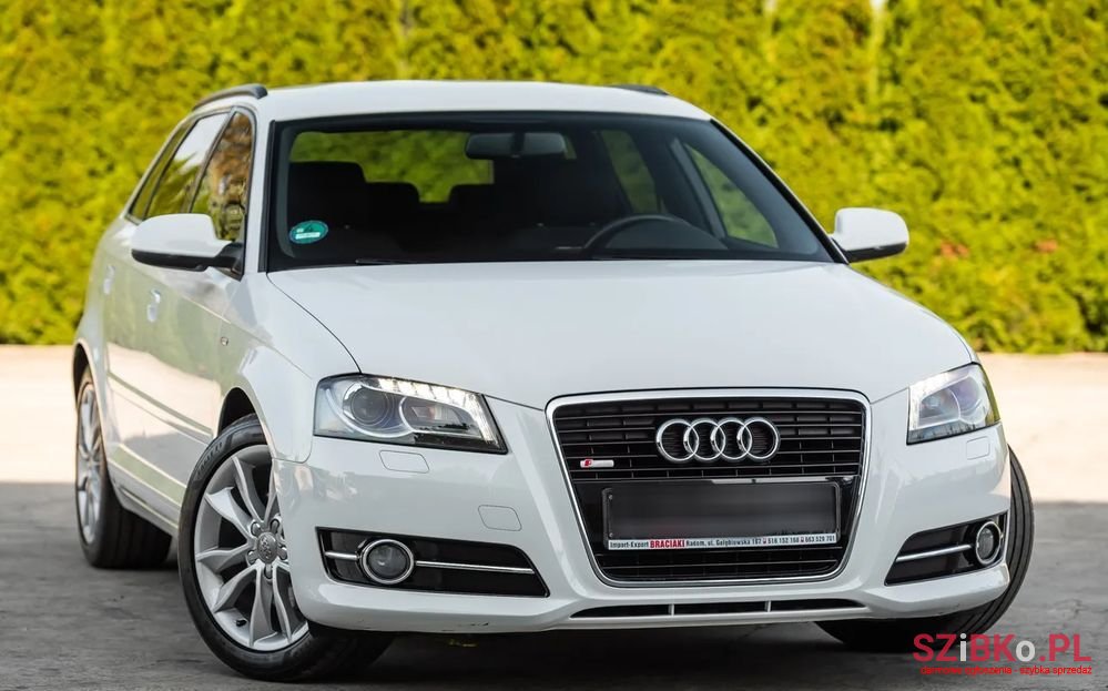 2012' Audi A3 Sportback photo #1