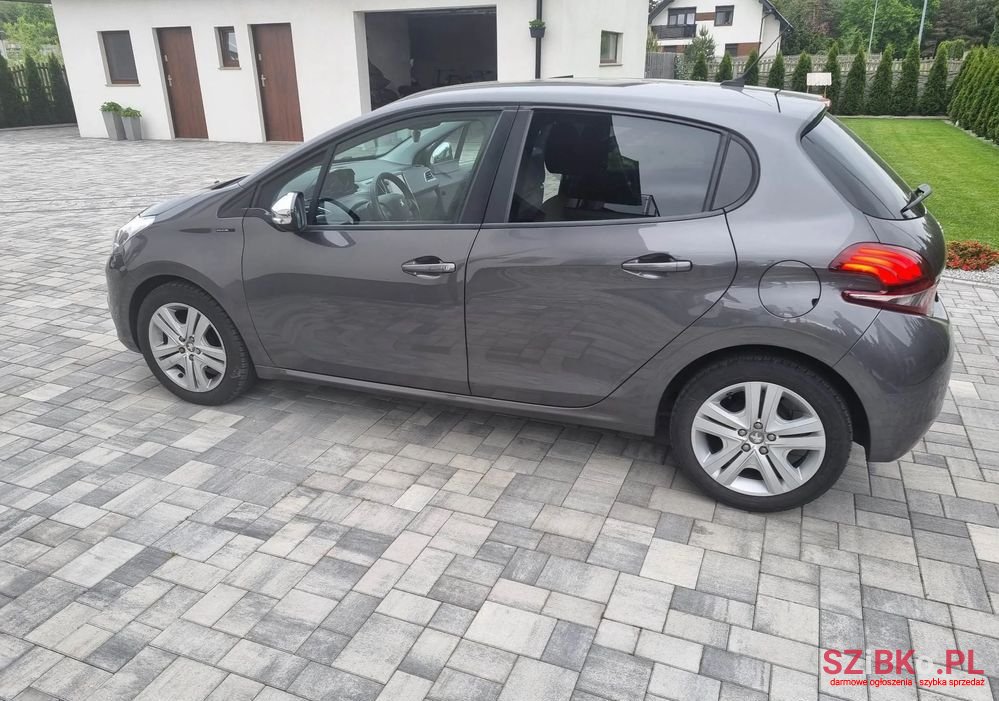 2019' Peugeot 208 photo #4