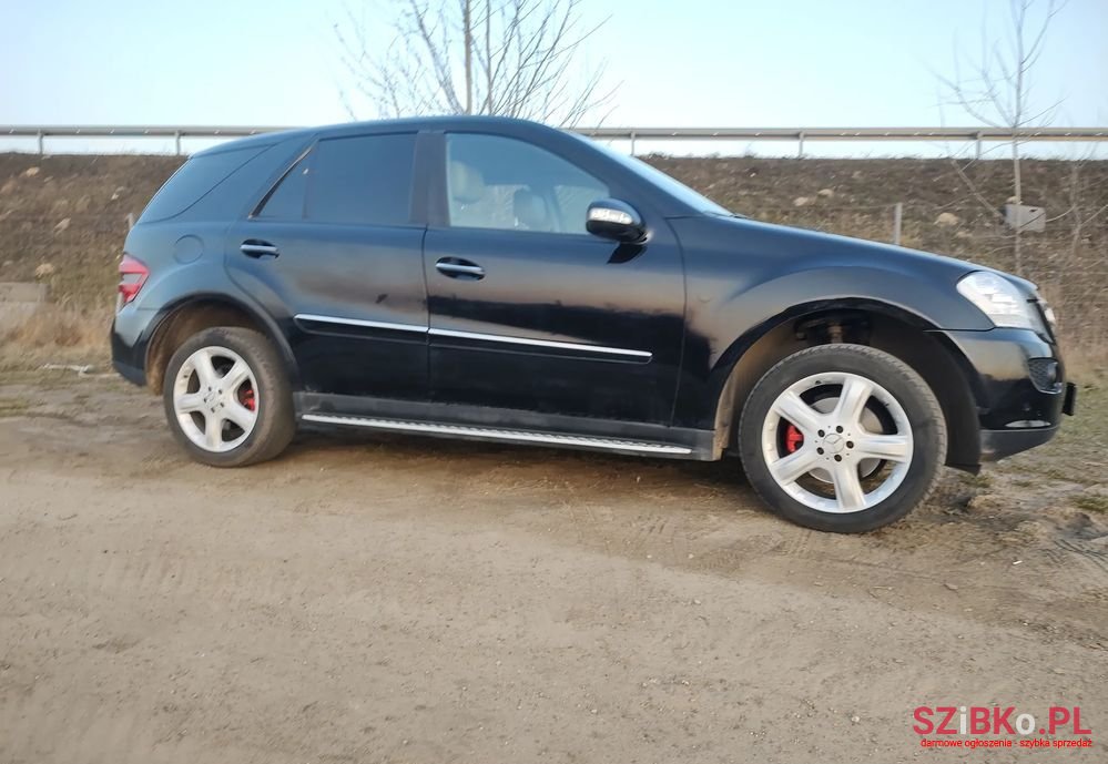 2007' Mercedes-Benz Ml photo #4