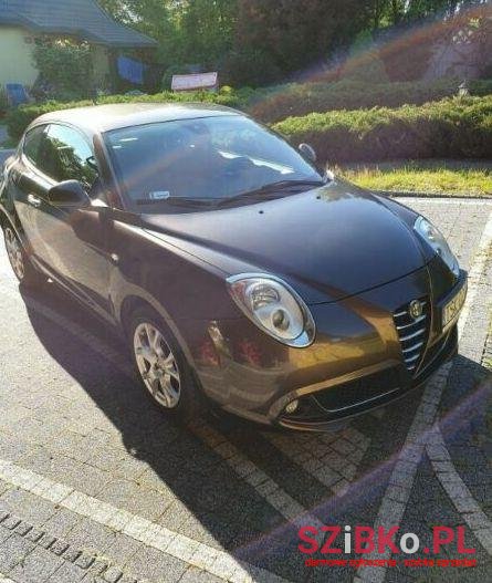 2011' Alfa Romeo MiTo photo #1