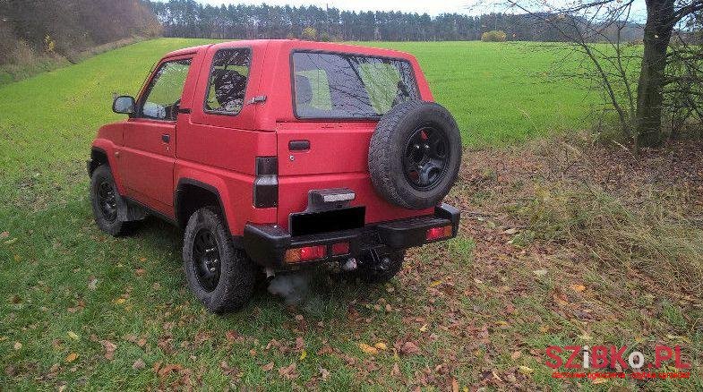 1991' Daihatsu Feroza photo #4