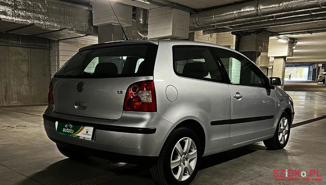 2003' Volkswagen Polo photo #5