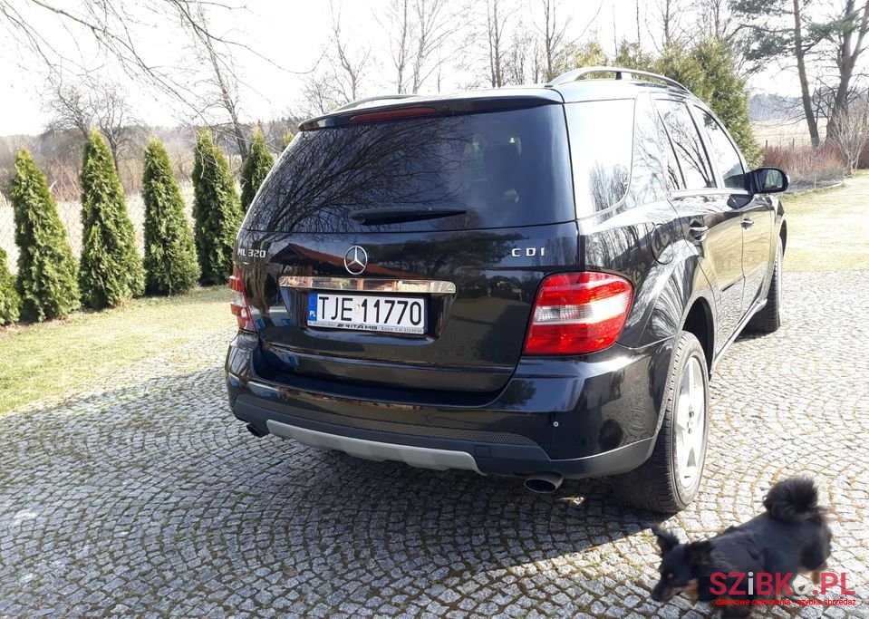 2005' Mercedes-Benz Ml photo #3