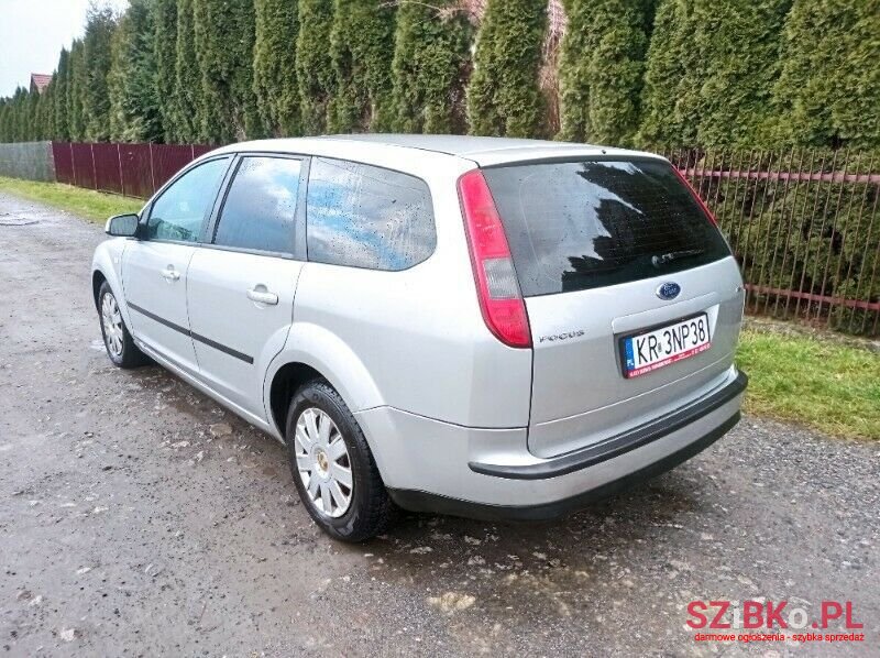 2007' Ford Focus photo #4