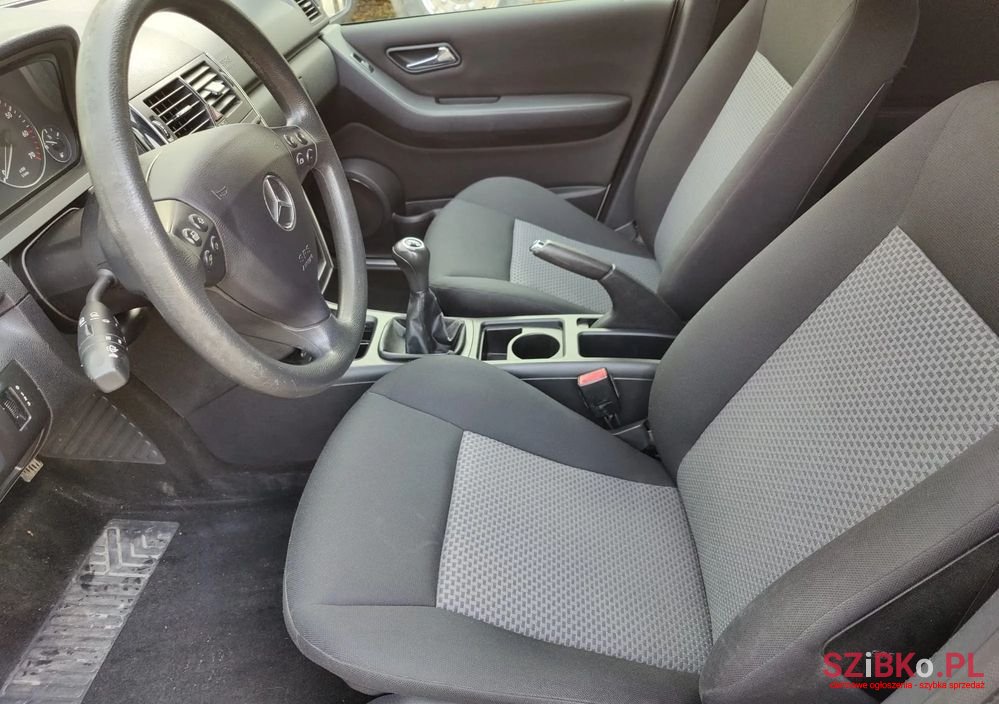 2004' Mercedes-Benz A-Class photo #6