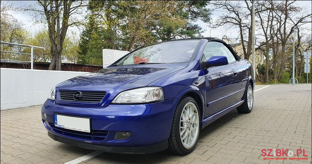 2003' Opel Astra photo #1
