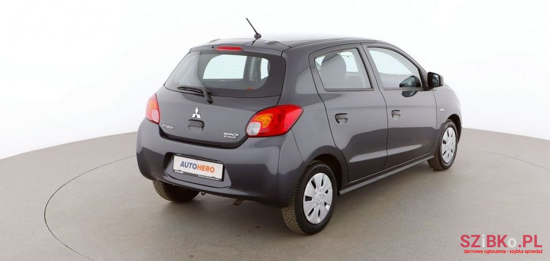 2015' Mitsubishi Space Star photo #3