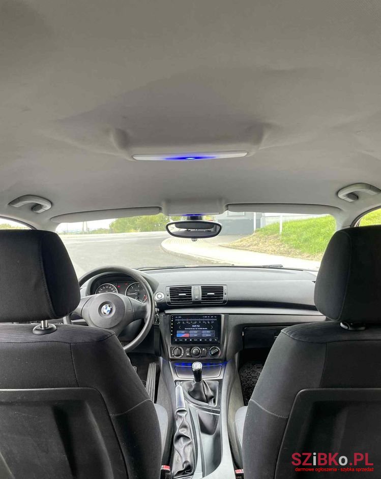 2007' BMW 1 Series 118D photo #6