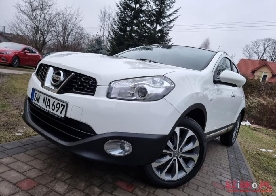 2012' Nissan Qashqai photo #1