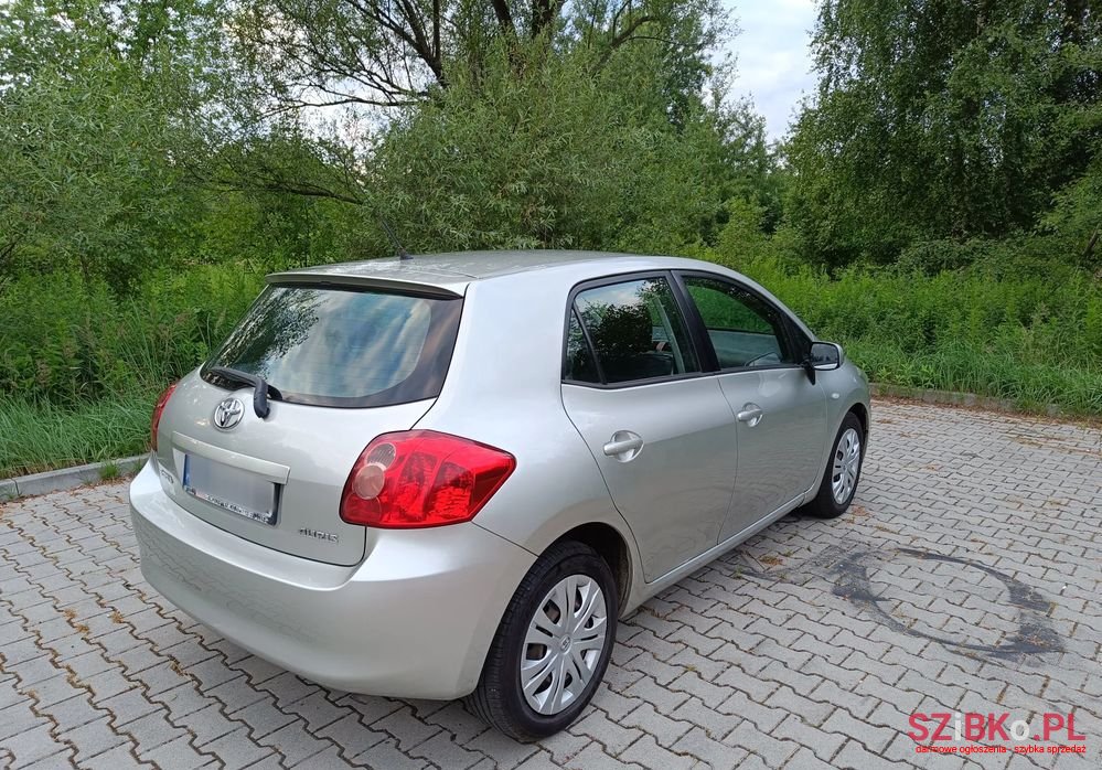 2009' Toyota Auris 1.4 D-4D Luna photo #6