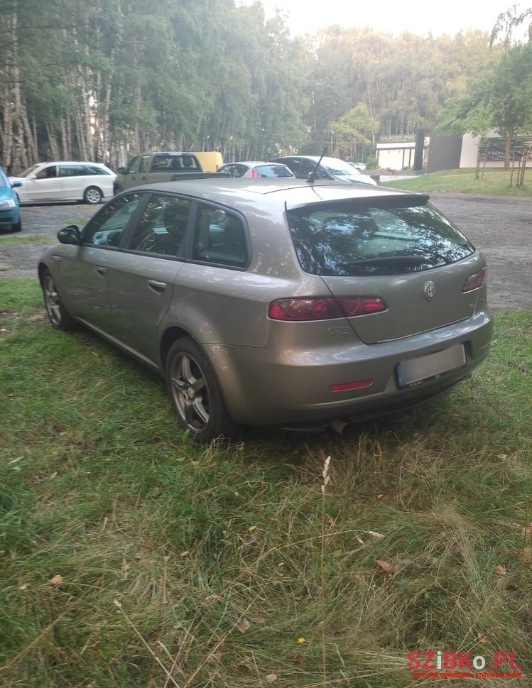 2006' Alfa Romeo 159 photo #1