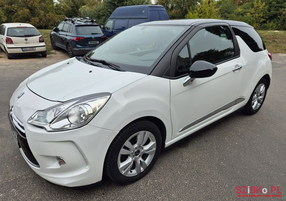 2015' Citroen DS3 photo #2