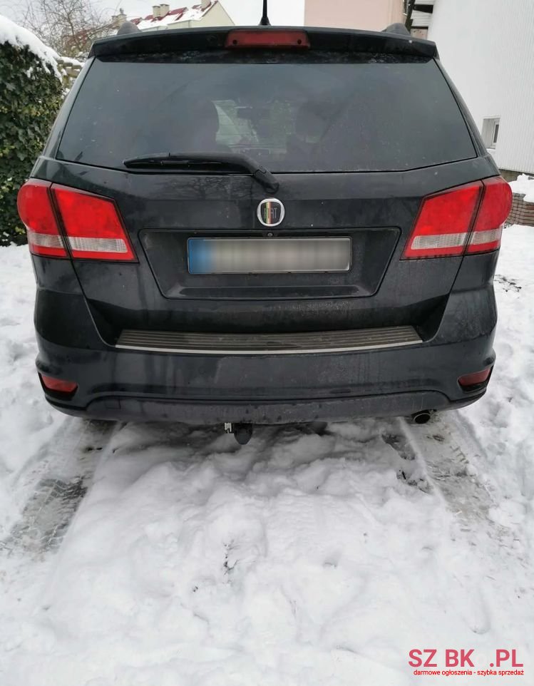 2014' Fiat Freemont photo #4