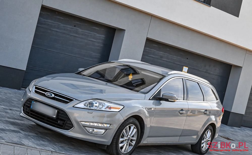 2012' Ford Mondeo photo #1