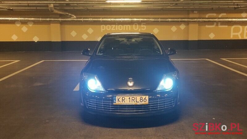 2010' Renault Laguna photo #5