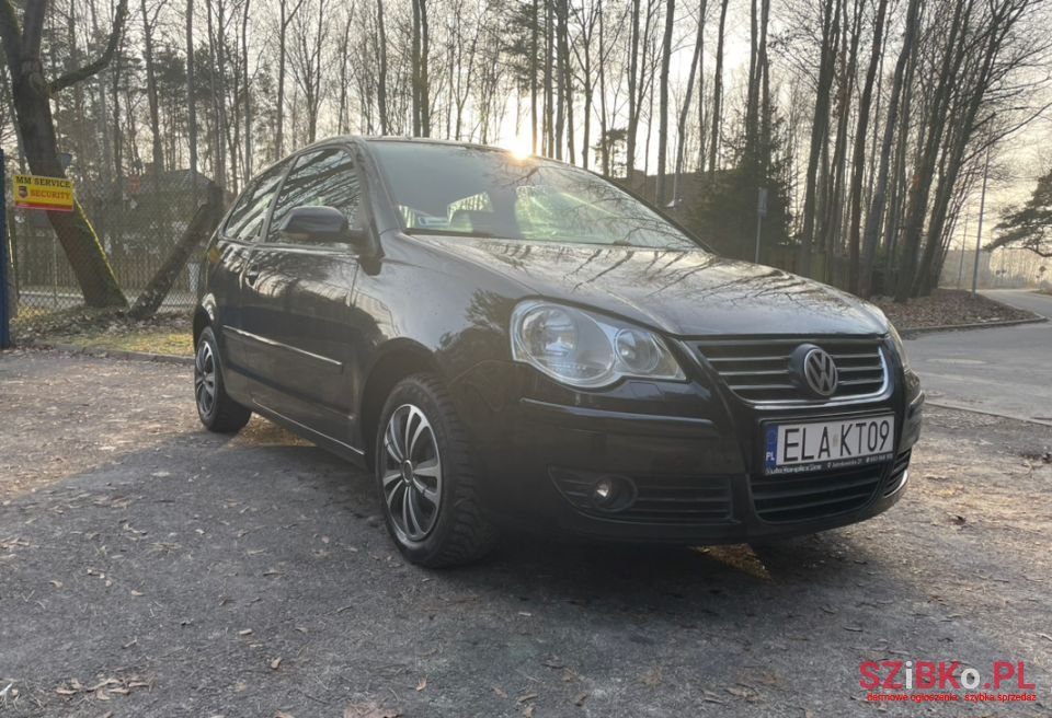 2007' Volkswagen Polo photo #5