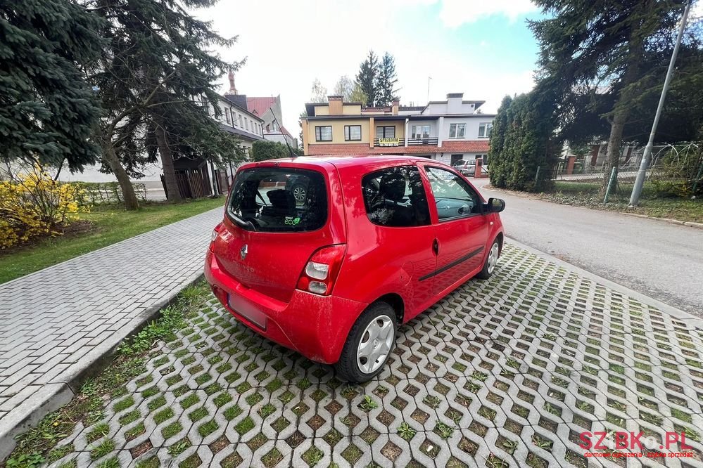 2011' Renault Twingo photo #3