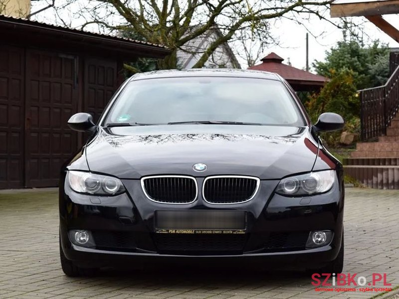 2007' BMW 3 Series 320D Coupe photo #2