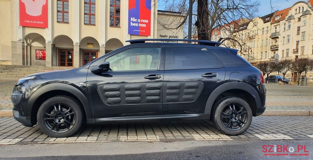 2015' Citroen C4 Cactus photo #2