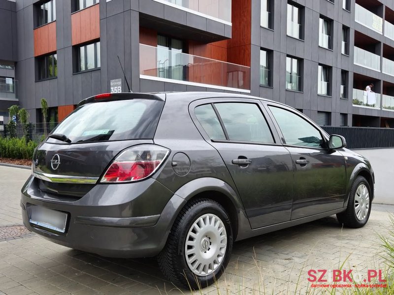 2012' Opel Astra Iv 1.6 Active photo #6