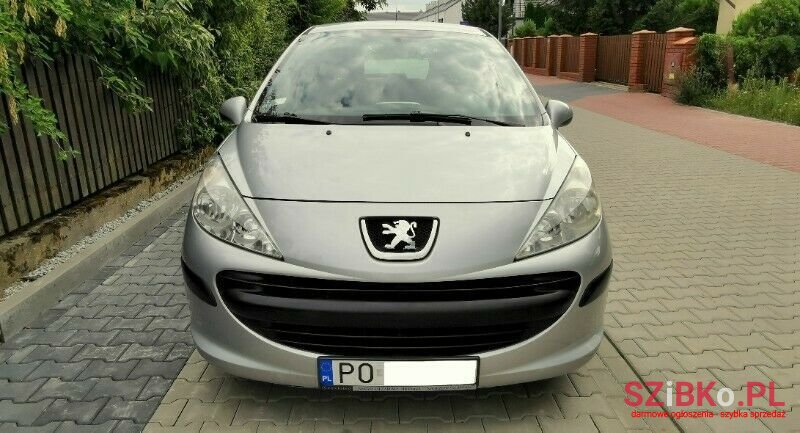 2006' Peugeot 207 photo #5