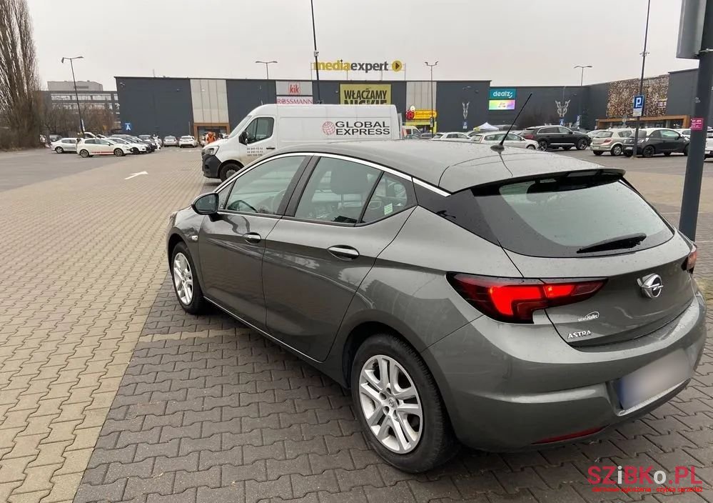 2019' Opel Astra photo #5