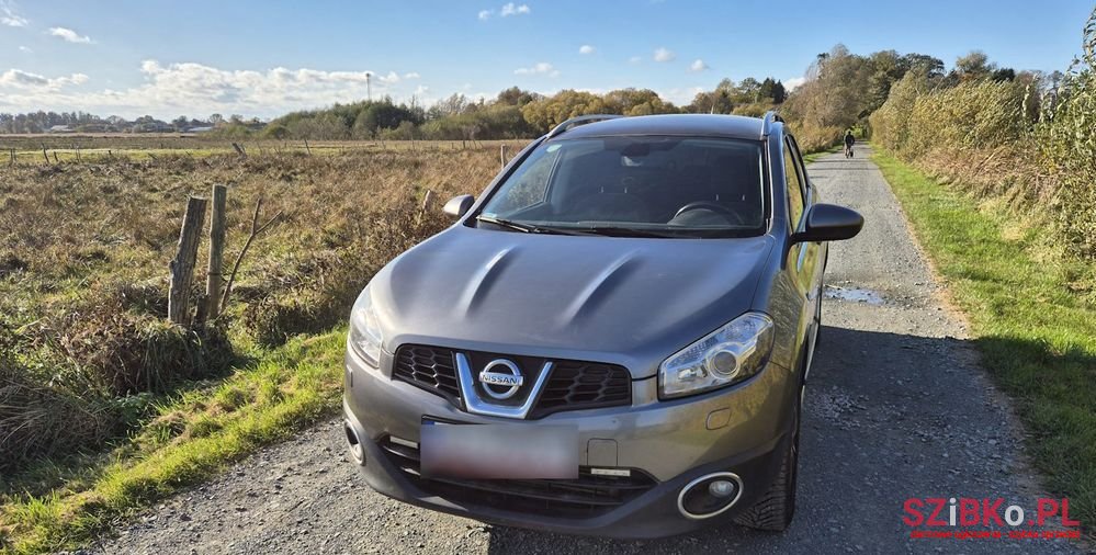 2011' Nissan Qashqai photo #2