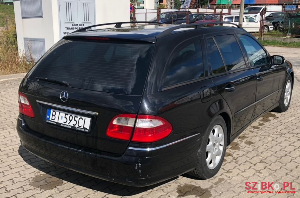 2004' Mercedes-Benz Klasa E photo #4
