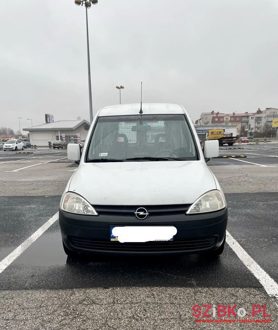 2005' Opel Combo photo #3