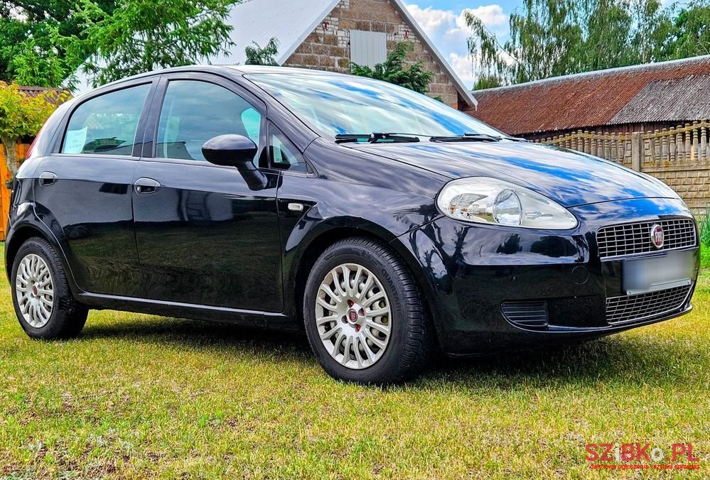 2009' Fiat Grande Punto 1.2 8V Actual photo #1
