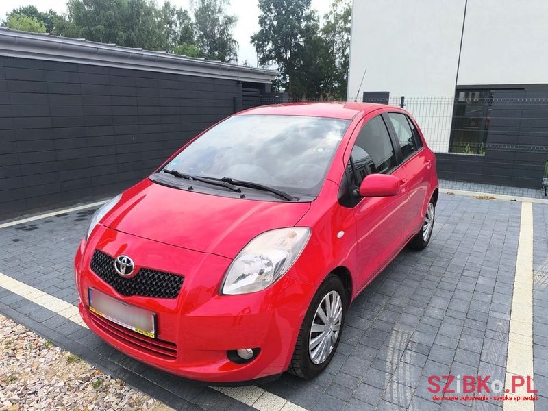 2008' Toyota Yaris 1.3 Vvt-I Sol photo #1