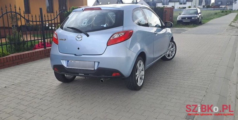2008' Mazda 2 1.3 Sport Impression photo #5