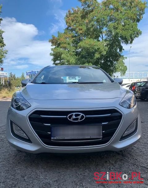 2016' Hyundai i30 1.4 Crdi Comfort photo #4