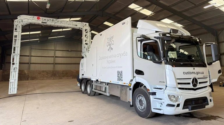 На ще 4 пунктах пропуску на кордоні з Польщею з'являться мобільні сканери